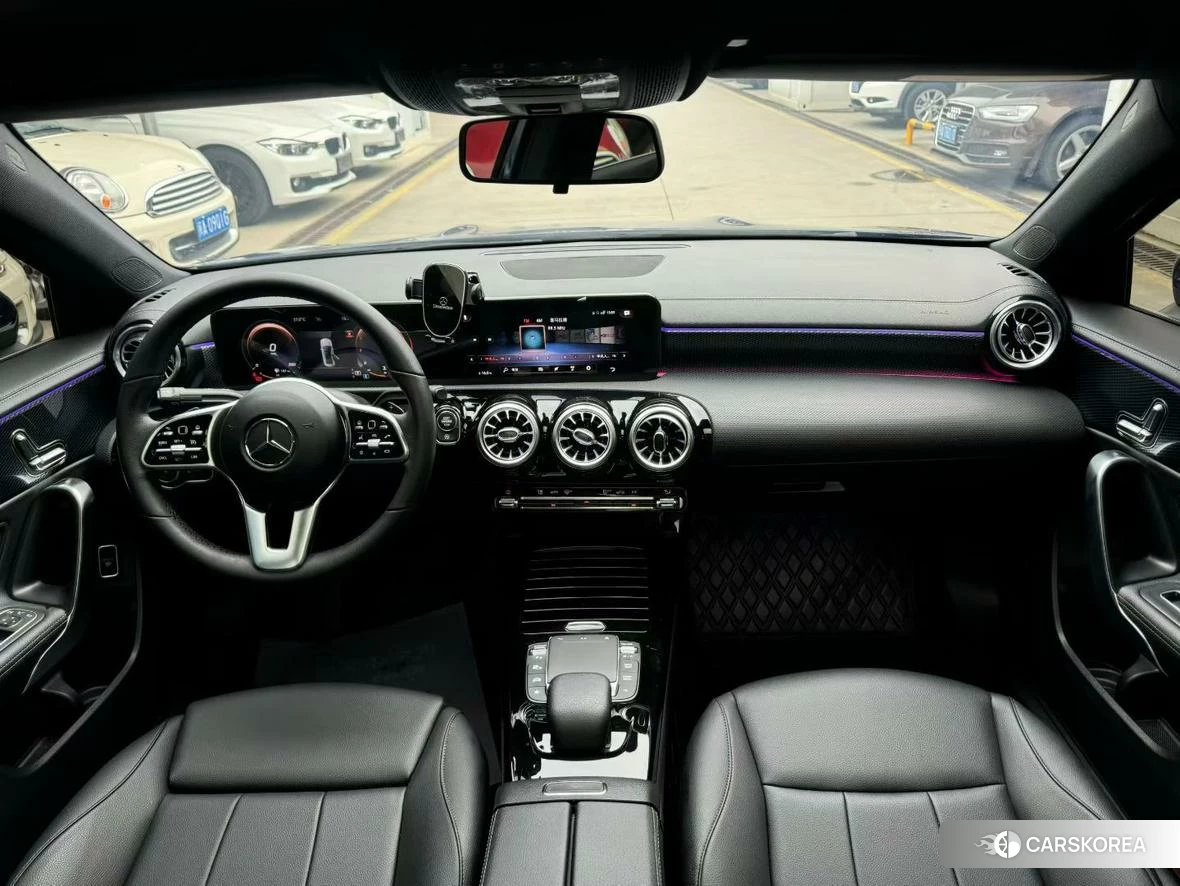 Mercedes-Benz Class A 2021 Синий из Китая, фото 3