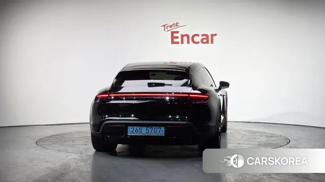 Porsche Taycan id 3620756 из Кореи 13