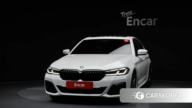 BMW 5 Series (G30) id 4408661 из Кореи 23