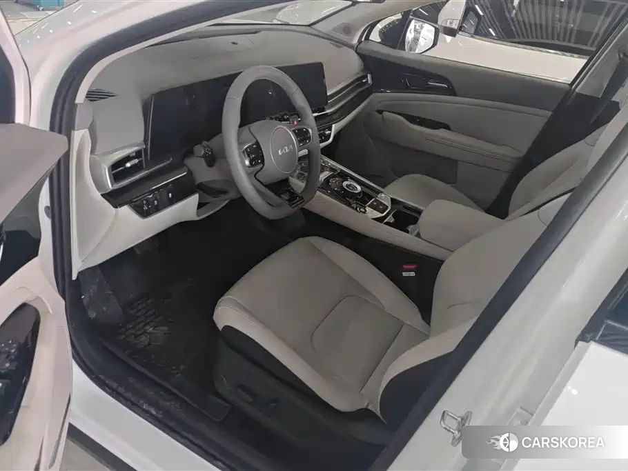 Kia Sportage id 4548012 из Китая 9