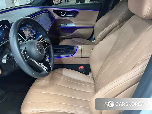 Mercedes-Benz E-Class W214 2024 Белый из Кореи, фото 3