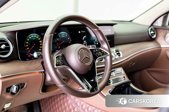 Mercedes-Benz E-class id 4279207 из Китая 18