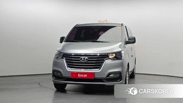 Hyundai The New Grand Starex id 3867587 из Кореи 13