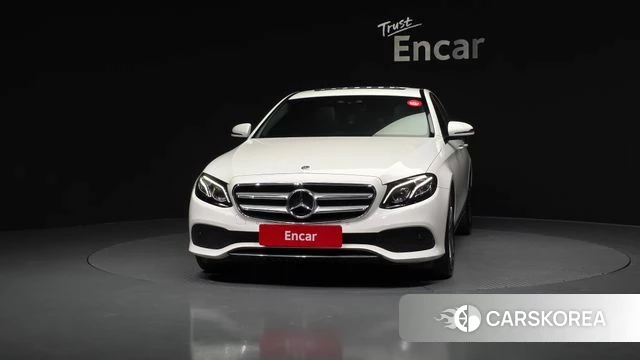 Mercedes-Benz E-Class W213 id 4188626 из Кореи 23