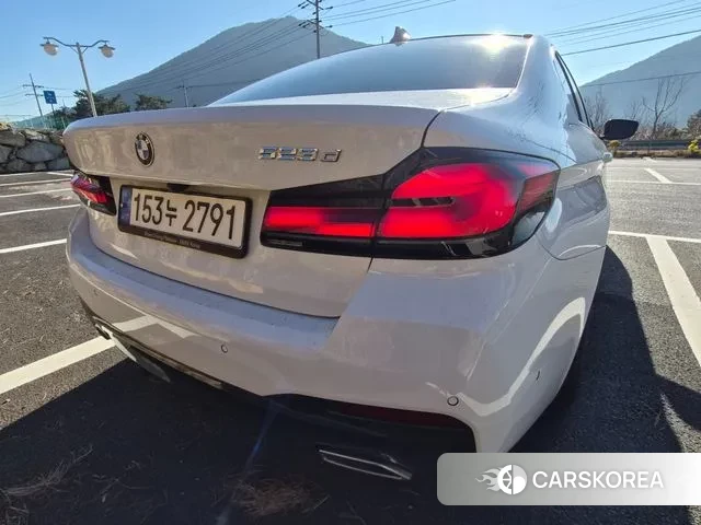 BMW 5 Series (G30) id 3492525 из Кореи 10