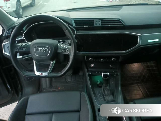Audi Q3 Sportback 2021 Темно-серый из Китая, фото 4