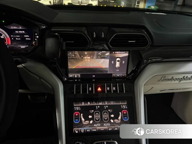 Lamborghini Urus 2021 Черный из Кореи, фото 3