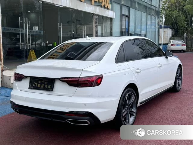 Audi A4L 2023 Белый из Китая, фото 6