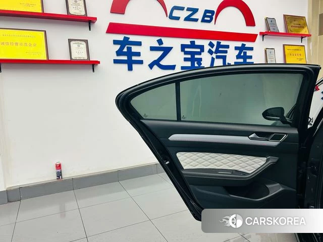 Volkswagen Magotan id 4300759 из Китая 19
