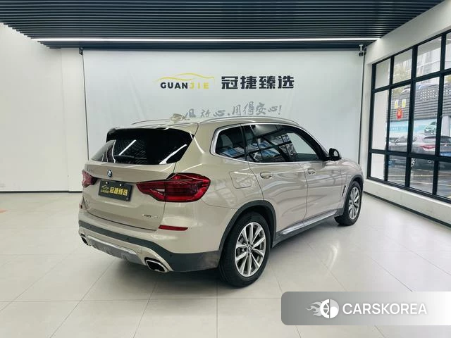 BMW X3 id 4211113 из Китая 10