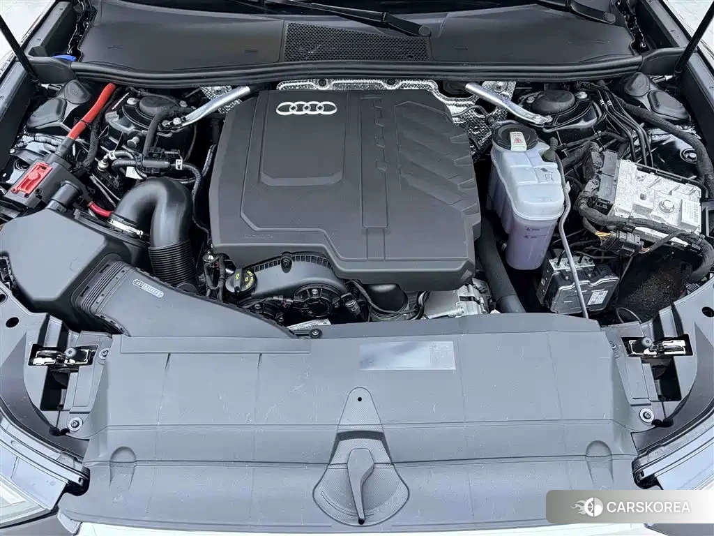 Audi A6L id 4548193 из Китая 21