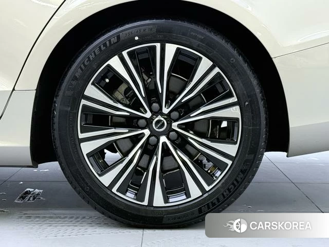 Volvo S60 id 3902213 из Китая 13