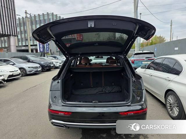 Audi Q5 (FY) 2023 Черный из Кореи, фото 6