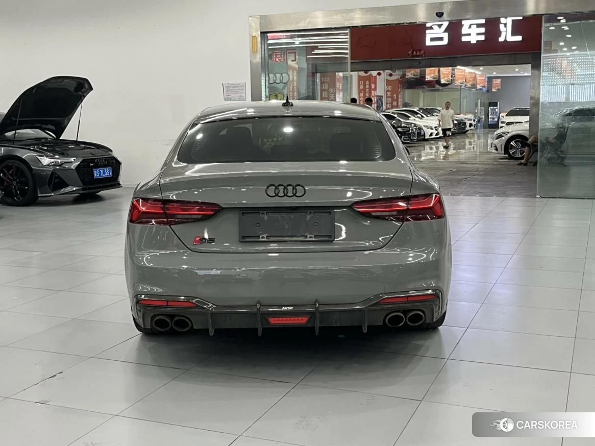 Audi S5 id 4479609 из Китая 8