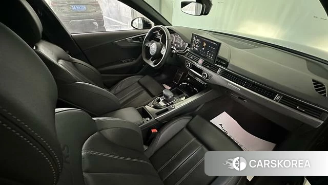 Audi A4L 2024 Темно-серый из Китая, фото 3
