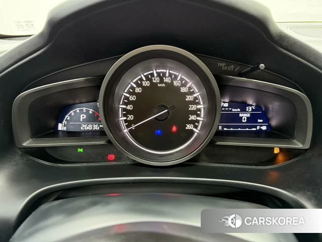 Mazda CX-4 2023 Белый из Китая, фото 3