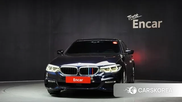 BMW 5 Series (G30) id 3434841 из Кореи 11