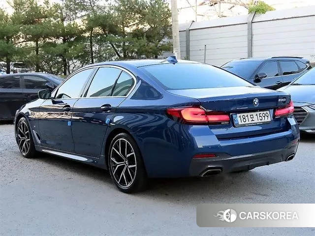 BMW 5 Series (G30) id 3361965 из Кореи 13