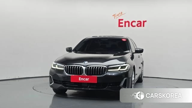 BMW 5 Series (G30) id 4682886 из Кореи 13