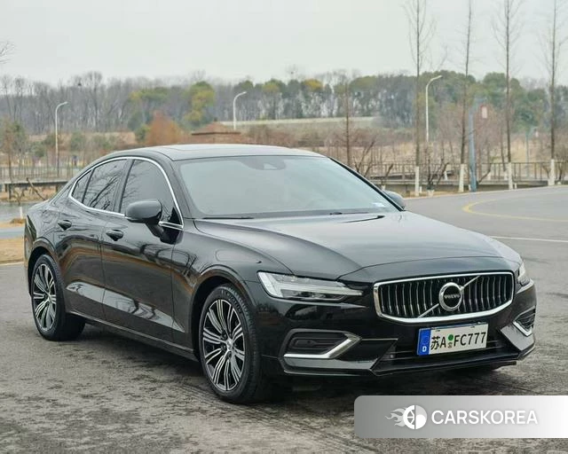Volvo S60 id 4209765 из Китая 8