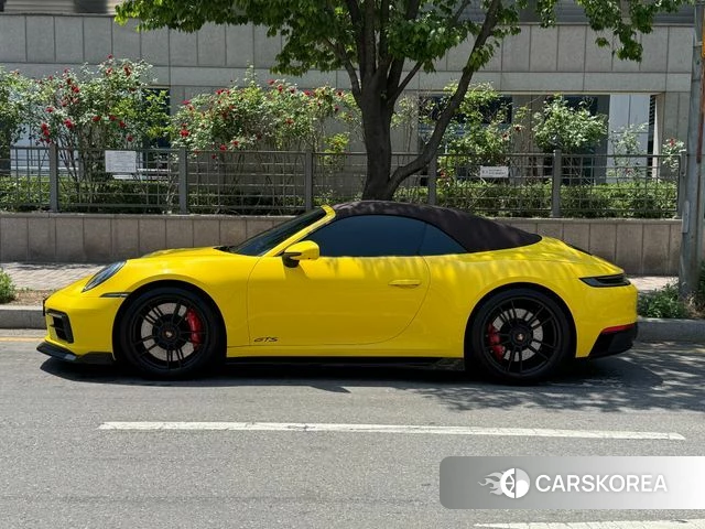 Porsche 911(992) id 4329869 из Кореи 13