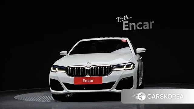 BMW 5 Series (G30) id 3279464 из Кореи 13