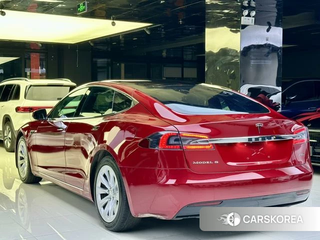 Tesla Model S id 4213026 из Китая 8