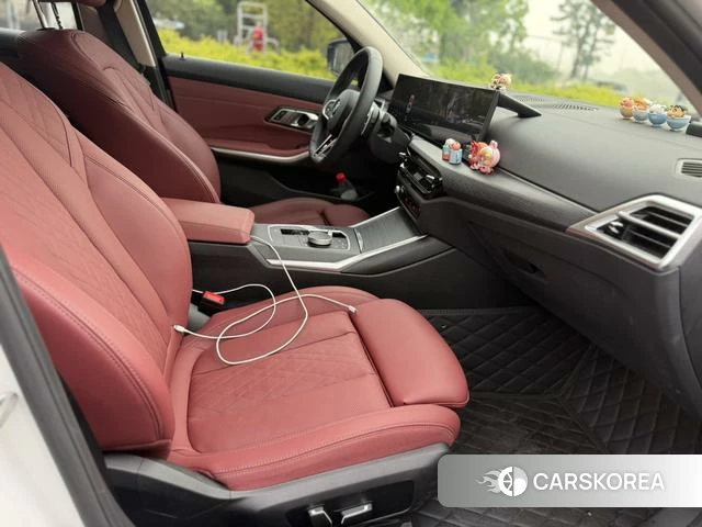 BMW 3 series 2025 Белый из Китая, фото 3