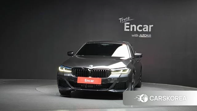 BMW 5 Series (G30) id 4506093 из Кореи 23