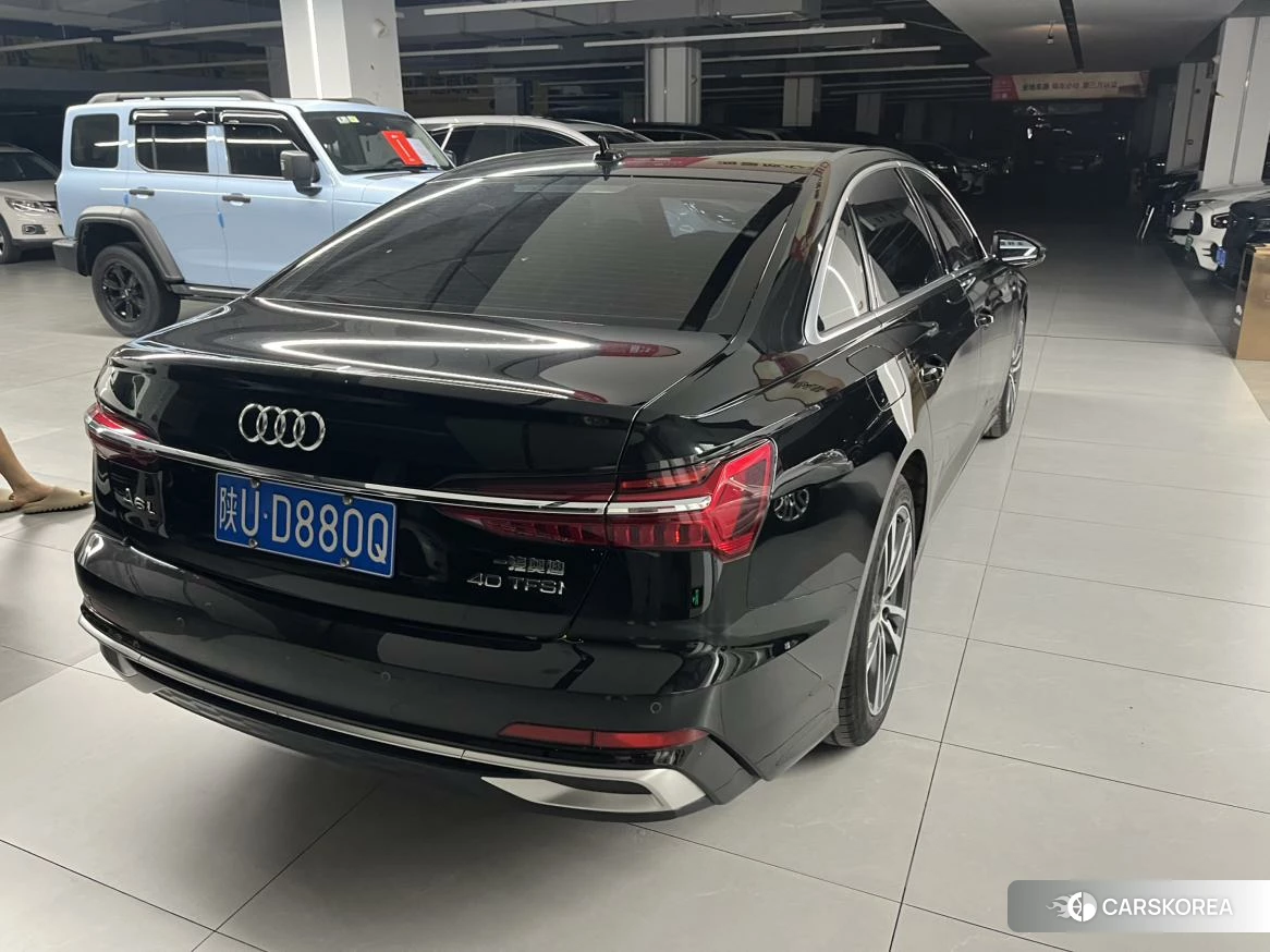 Audi A6L 2023 Черный из Китая, фото 3
