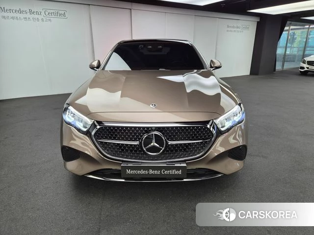 Mercedes-Benz E-Class W214 id 4432380 из Кореи 12