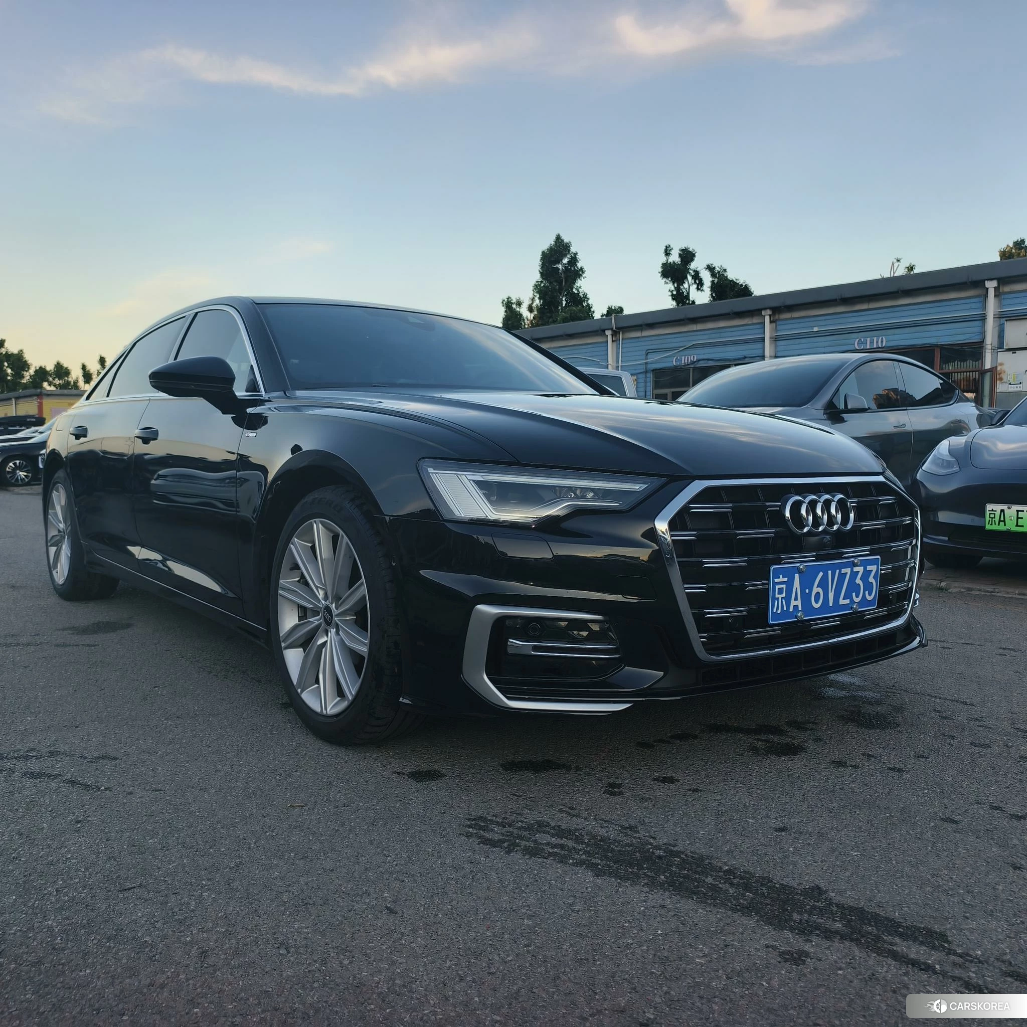 Audi A6L id 4461460 из Китая 9