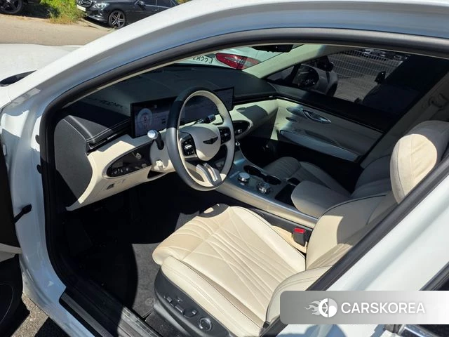 Genesis GV70 2025 Белый из Кореи, фото 3