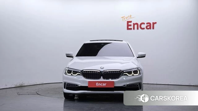 BMW 5 Series (G30) id 4582060 из Кореи 23