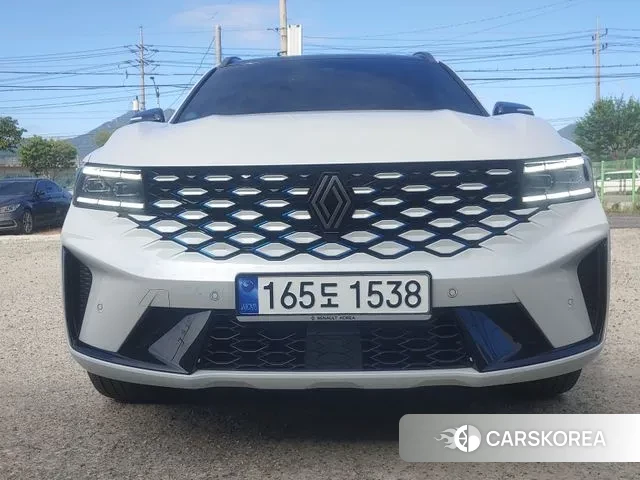 Renault Korea (Samsung) Grand Coleos 2024 Жемчужный цвет из Кореи, фото 3