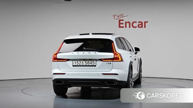 Volvo V60 Cross-Country 2nd Generation id 4224935 из Кореи 23