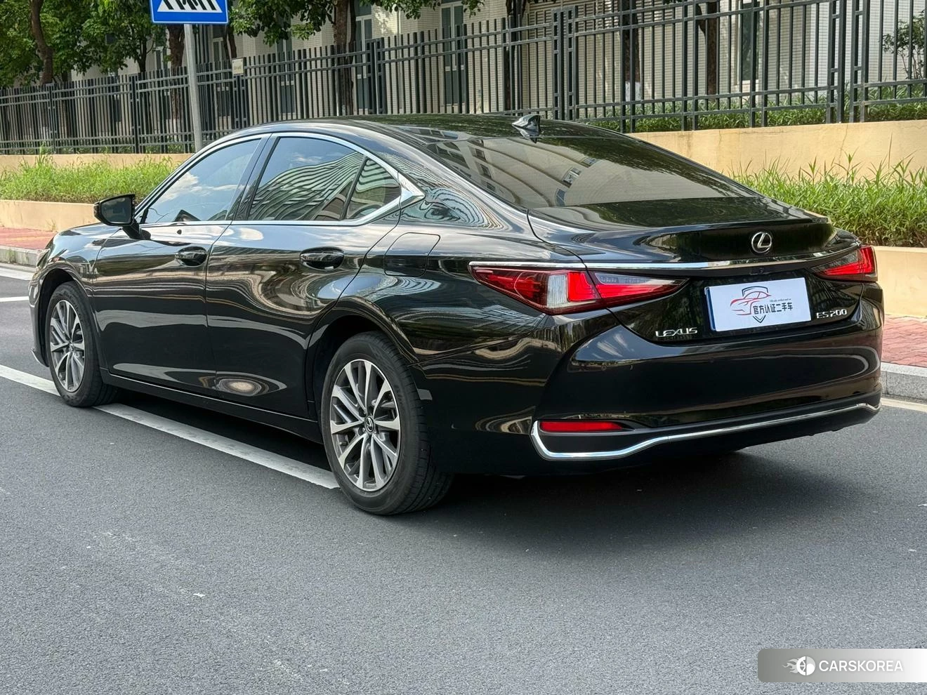 Lexus ES 2021 Черный из Китая, фото 3