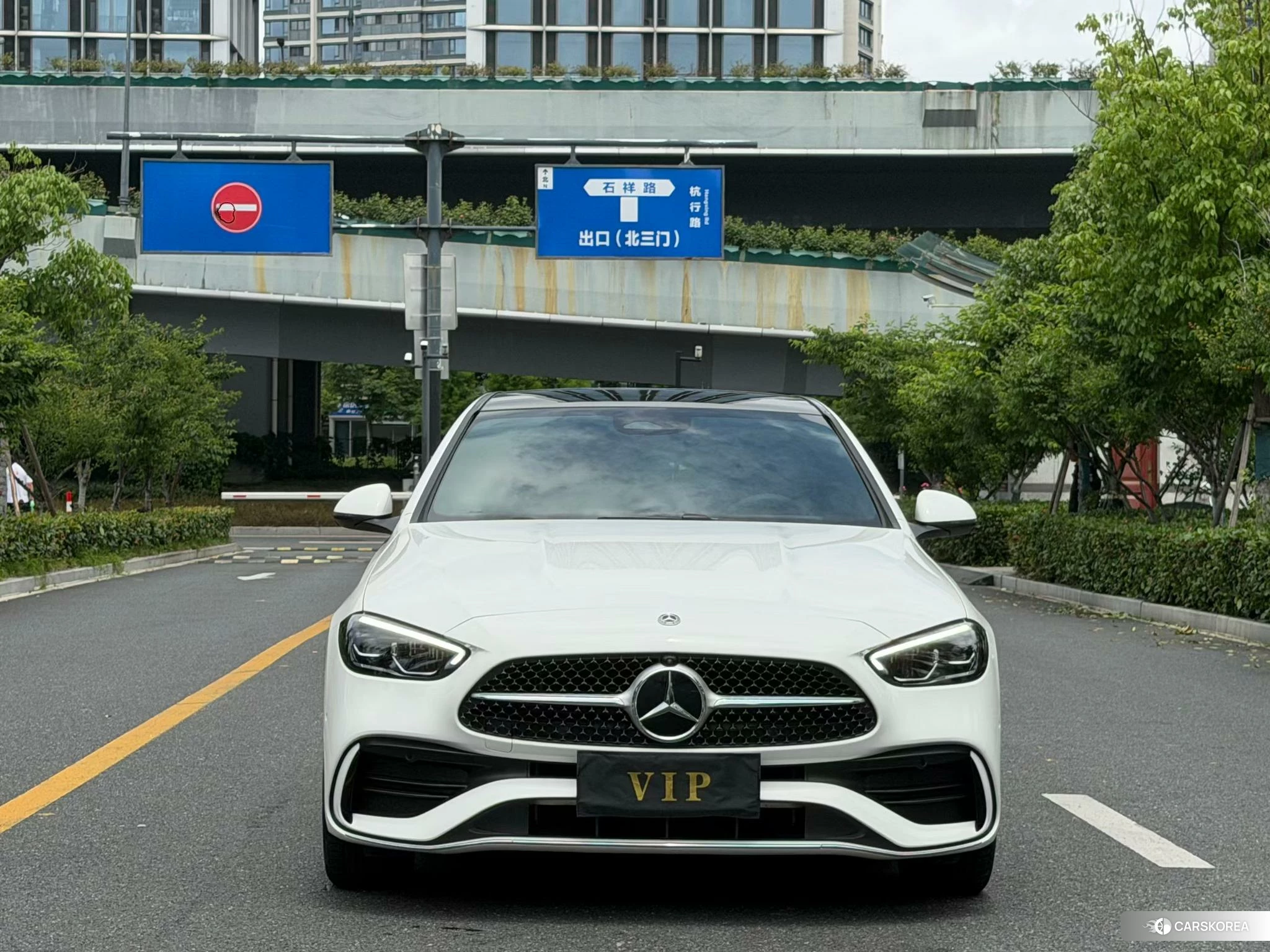 Mercedes-Benz Class C 2024 Белый из Китая, фото 3