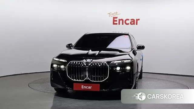 BMW 7 Series (G70) id 3353463 из Кореи 13