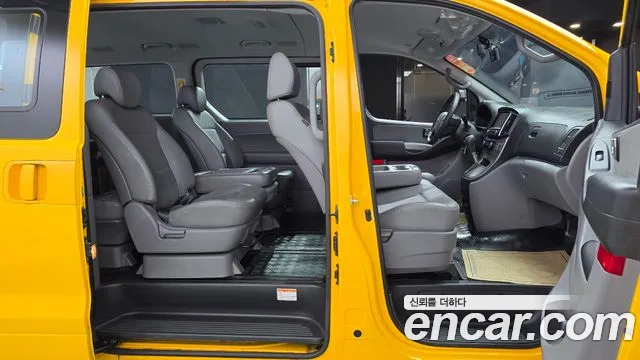 Hyundai The New Grand Starex id 2541586 из Кореи 13