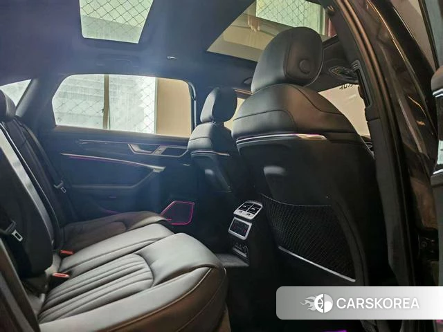 Audi A6L id 4368310 из Китая 21