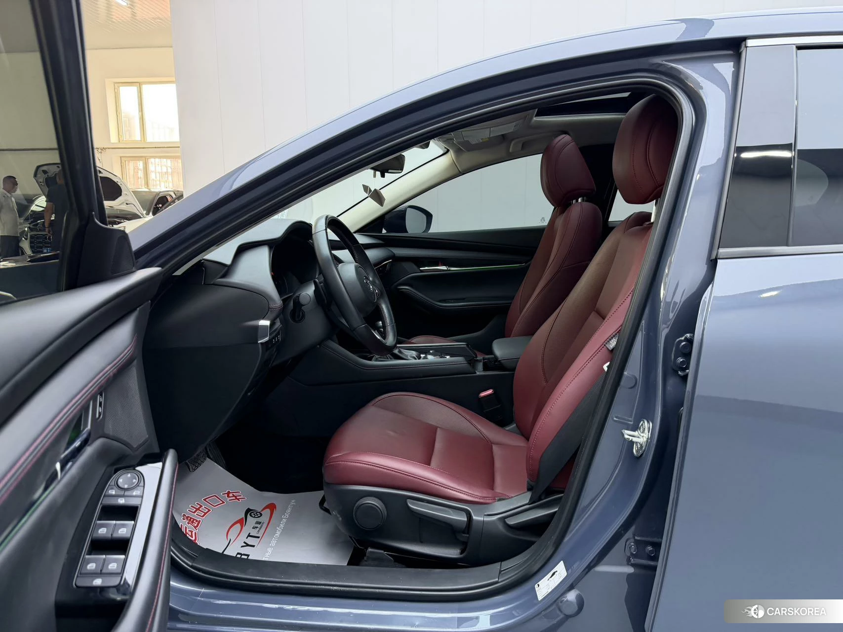 Mazda 3 2023 Темно-серый из Китая, фото 5