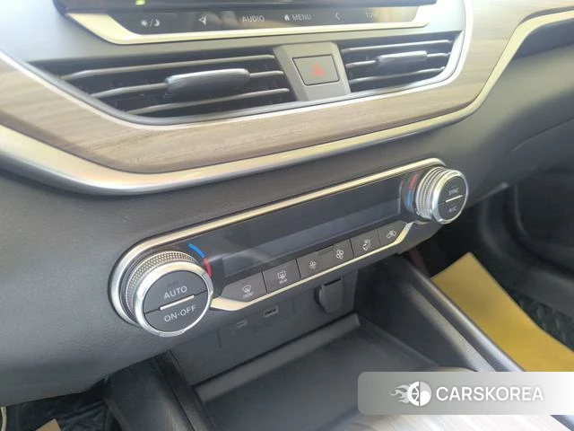 Nissan Teana id 4253404 из Китая 8