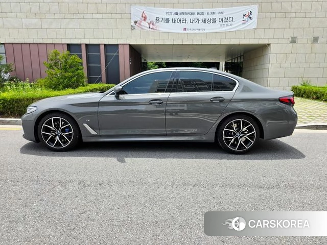 BMW 5 Series (G30) id 4489513 из Кореи 11