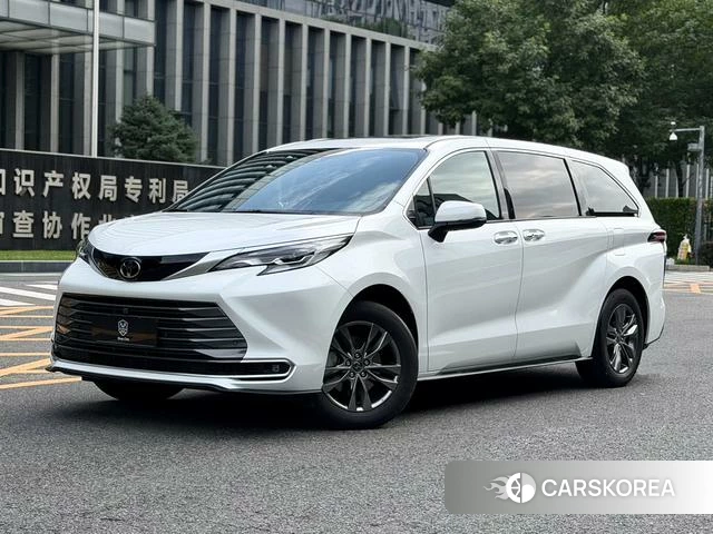 Toyota Saina id 4359585 из Китая 7