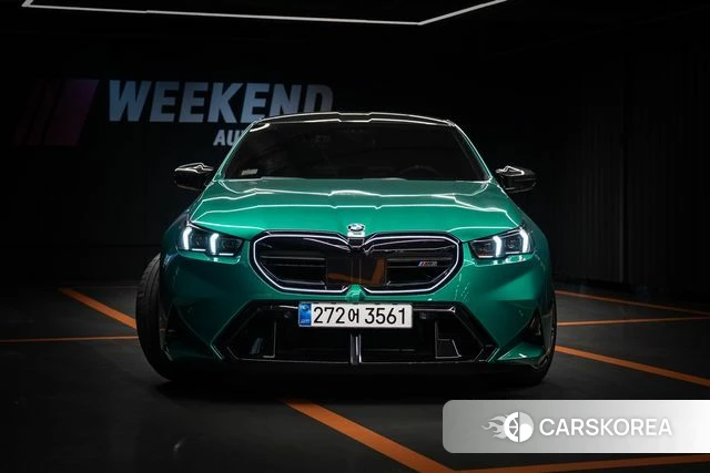 BMW M5 (G90) 2026 Зеленый из Кореи, фото 3