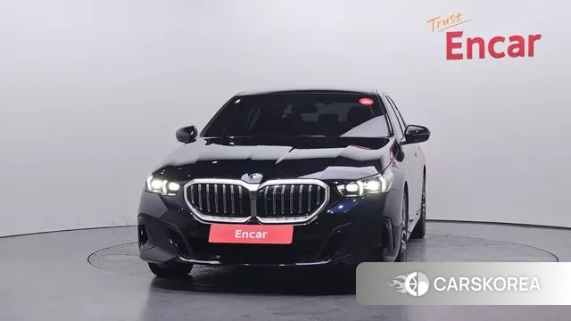 BMW 5 Series (G60) id 3026654 из Кореи 13