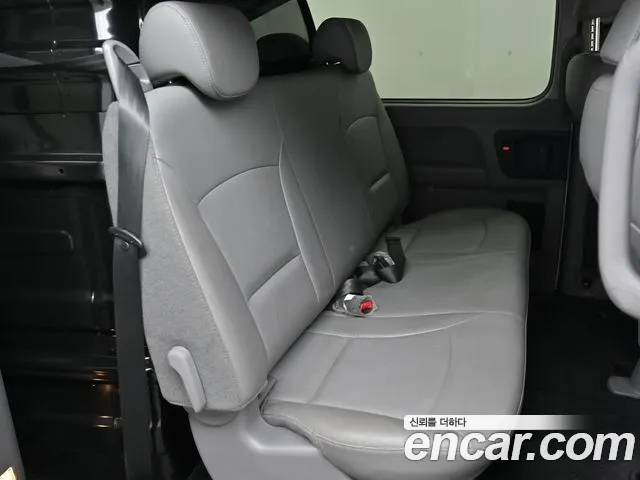 Hyundai The New Grand Starex id 2680407 из Кореи 13