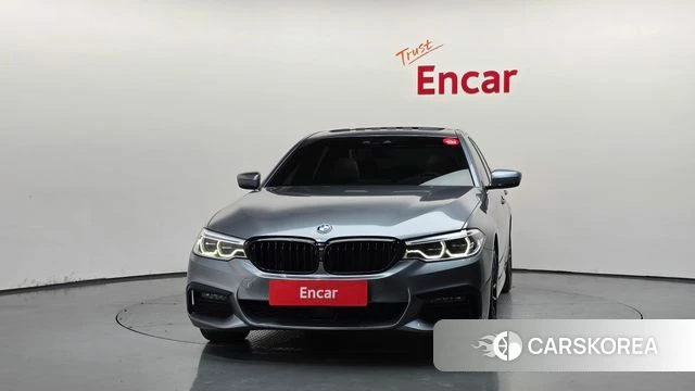 BMW 5 Series (G30) id 4943685 из Кореи 23