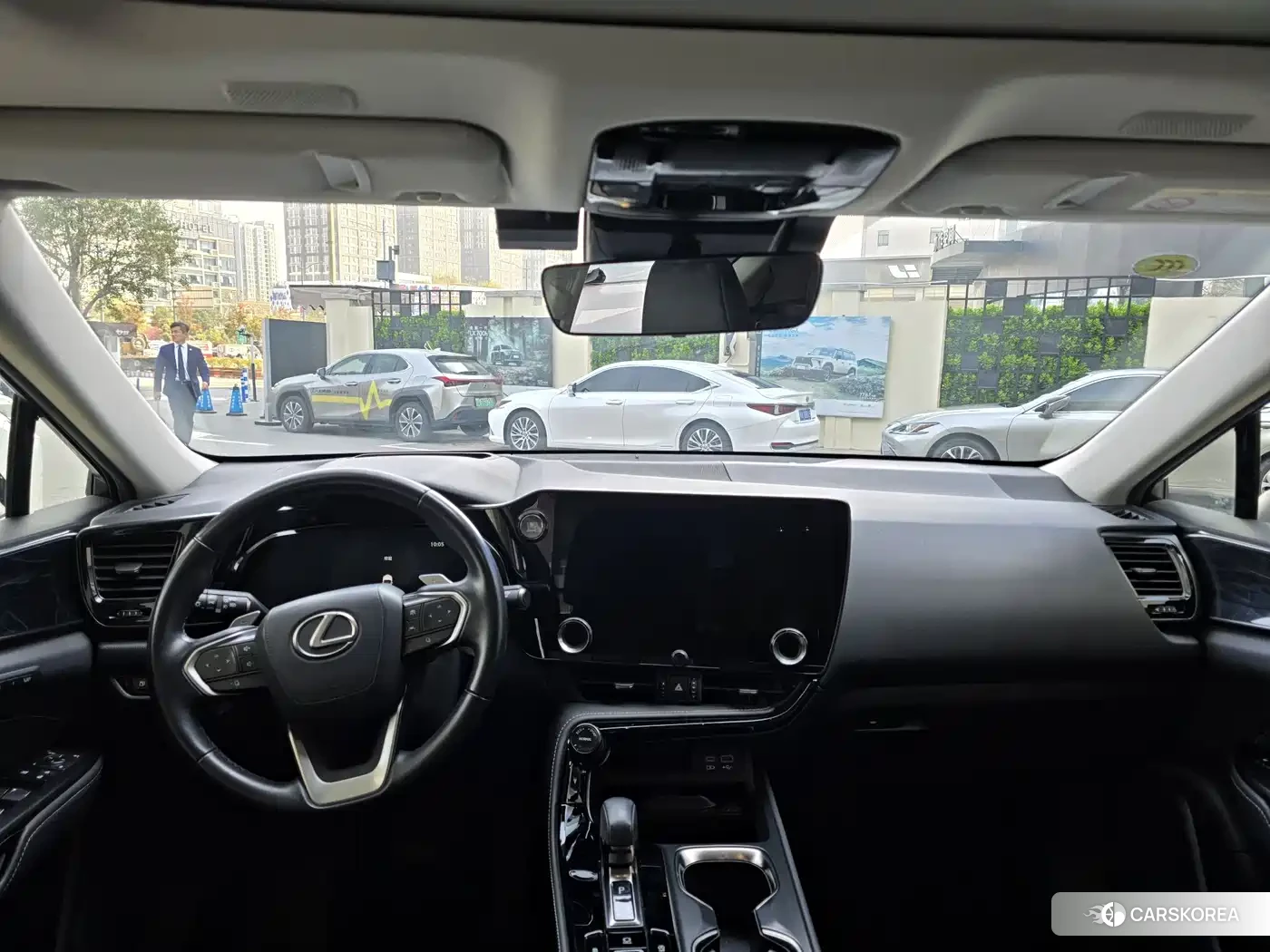 Lexus NX 2022 Silver/gray из Китая, фото 3